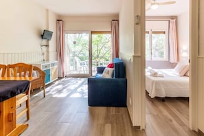 1 Schlafzimmer, Bügeleisen/Bügelbrett, kostenloses WLAN, Bettwäsche