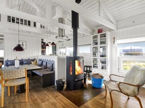 Dining - "Kanutte" - 250m from the sea by Interhome (Løkken)