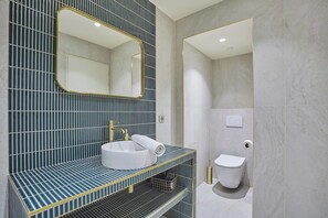 Hair dryer, towels - Superb and new apartment in the Center of Paris (Paris)