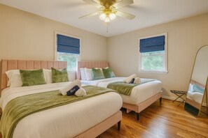 4 chambres, fer et planche à repasser, Wi-Fi, draps fournis