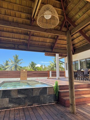 Outdoor dining - Perfect Moorea Getaway for Families & Friends – Pool + Beach 200m (Moorea)