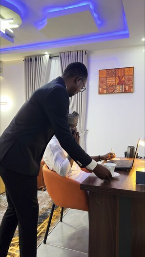 Luxury Single Room, City View | In-room safe, desk, laptop workspace, blackout drapes