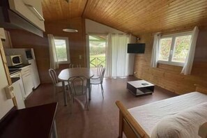 Room - Charming chalet 6 pers - Nature & Piscines (Beynat)