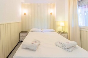 1 bedroom, iron/ironing board, free WiFi, bed sheets - 38.40 S'Agaró Caleta Sol 505i Apartment with terrace and see view (Sant Feliu de Guixols)