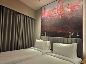 华丽双人房或双床房 | 办公桌、笔记本电脑工作区、免费 WiFi