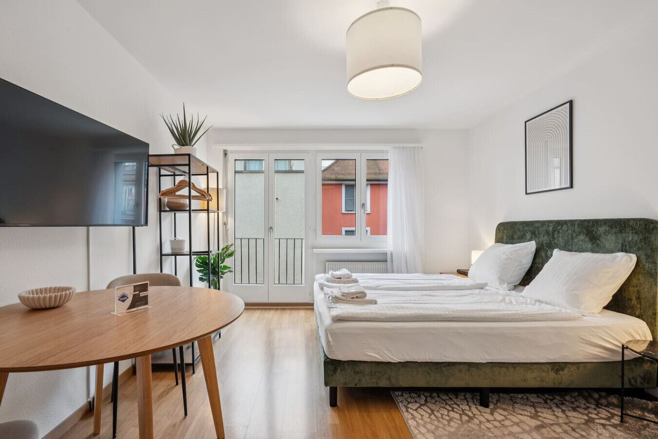 Schreibtisch, Bügeleisen/Bügelbrett, WLAN, Bettwäsche