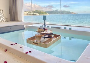 Luxury-Doppelzimmer, Meerblick | Komfortbadewanne
