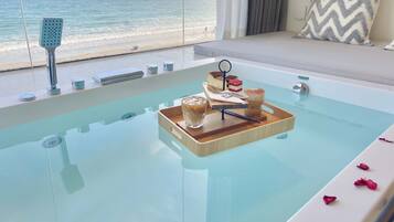 Luxury-Doppelzimmer, Meerblick | Komfortbadewanne