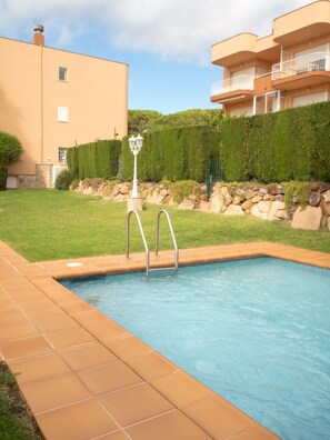 Pool - 06.50 Ralet Apt pool PK near beach (S´agaro)