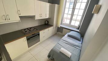 ํด๋์๋ฃธ, ์ฑ๊ธ์นจ๋ 1๊ฐ | ์ฑ
์, ๋
ธํธ๋ถ ์์
๊ณต๊ฐ, ๋ค๋ฆฌ๋ฏธ/๋ค๋ฆฌ๋ฏธํ