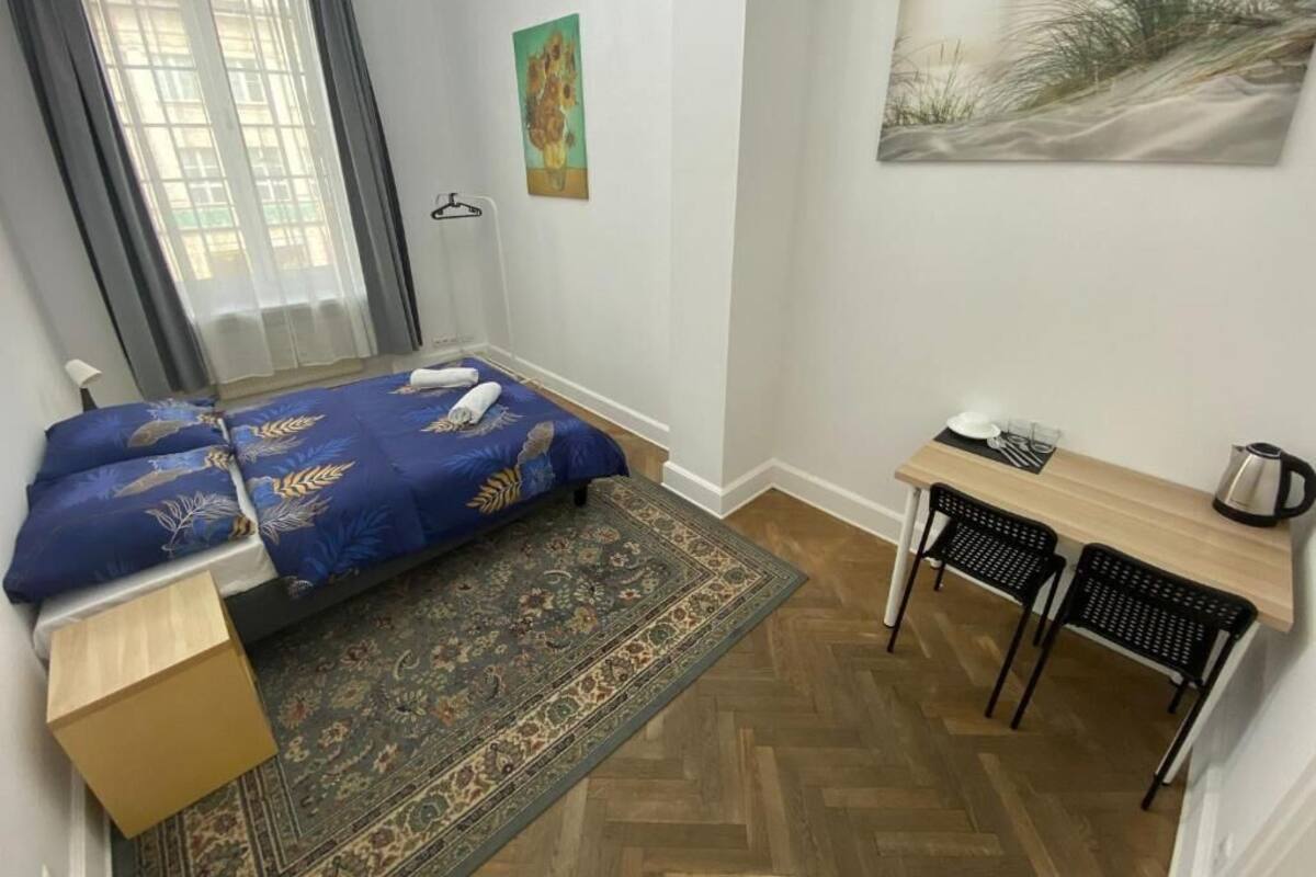 Classic Room, 1 Double Bed | Desk, laptop workspace, iron/ironing board