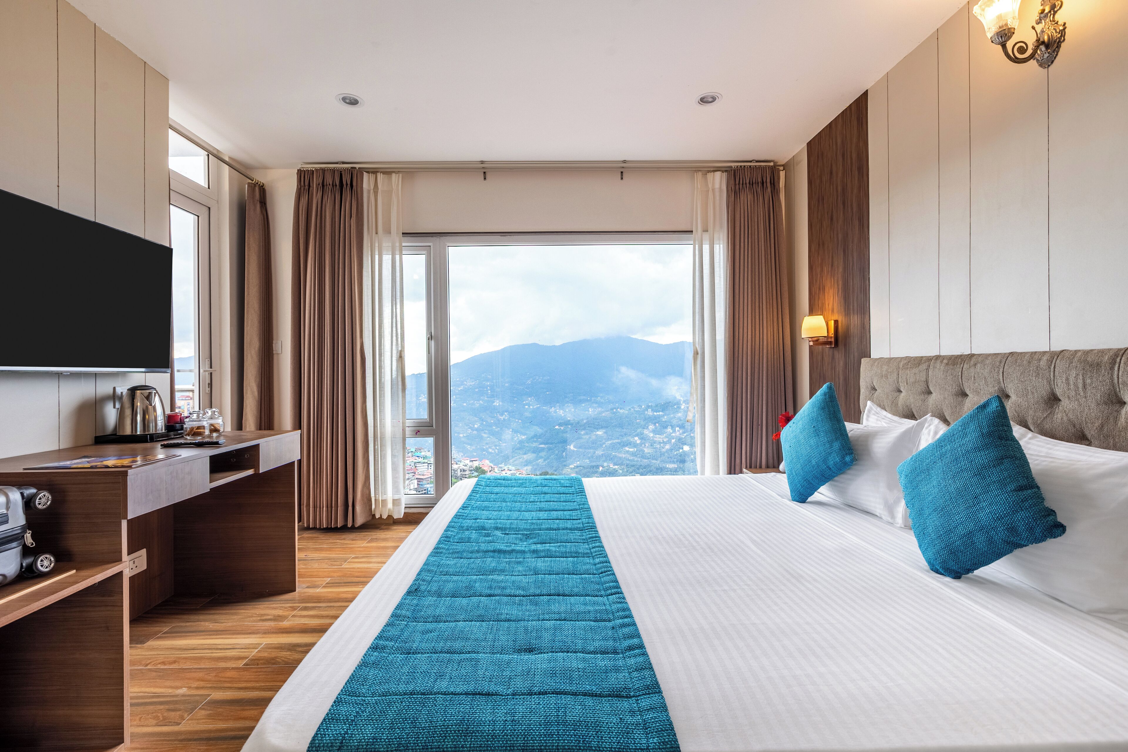 Valley View Room with Balcony | 免费 WiFi