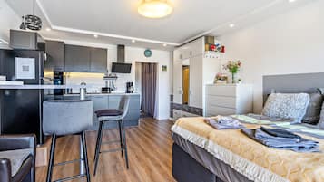 1 Schlafzimmer, WLAN, Bettwäsche