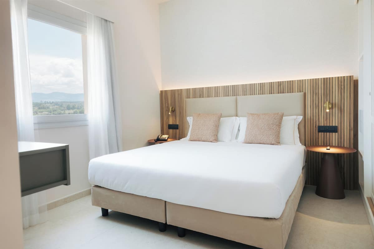 In-room safe, desk, blackout curtains, soundproofing