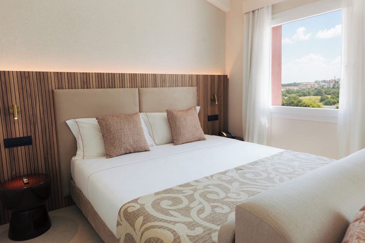 In-room safe, desk, blackout curtains, soundproofing