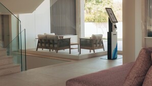Ảnh chưa phân loại, 5 trong số 34 ảnh, nút