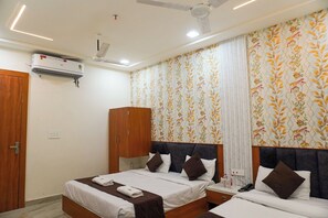Deluxe Double Room, Balcony, City View | Free WiFi