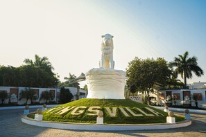 숙박 시설 입구