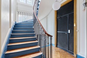 Interior - Exceptional apartment with AC - Heart of Paris (Paris)