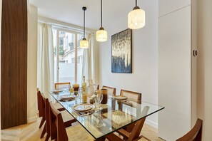 Dining - Exceptional apartment with AC - Heart of Paris (Paris)
