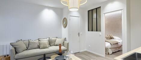 スマートテレビ、書斎 / ワークスペース