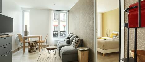 تلفزيون ذكي، مكتب