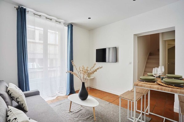Smart TV, offices