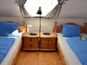 Reisekinderbett, WLAN, Bettwäsche