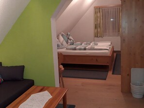 Bügeleisen/Bügelbrett, Bettwäsche