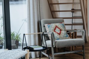 Interior - Maison Héromie   a cosy holiday home in Damme on the Damme canal   8 people (Damme)