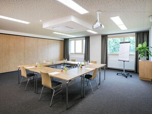 Meeting facility - Single room, shower, WC - JUFA Hotel Weiz (Weiz)