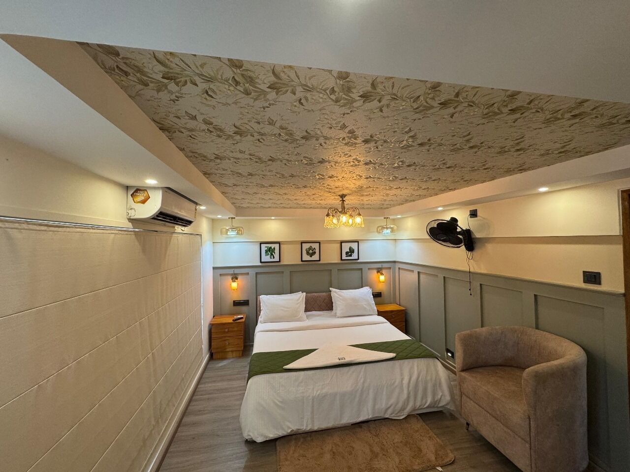 Chambre Exécutive, vue lac