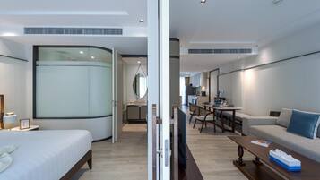 Condo, 2 Bedrooms, Balcony, Pool View | Blackout curtains, free WiFi