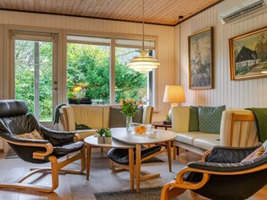 TV, fireplace - "Mika" - 300m from the sea by Interhome (Sydals)