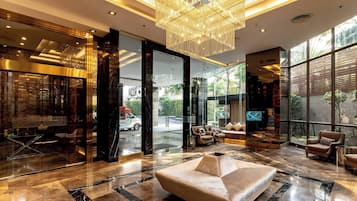 Condo, 1 Bedroom, Accessible, Balcony | Lobby