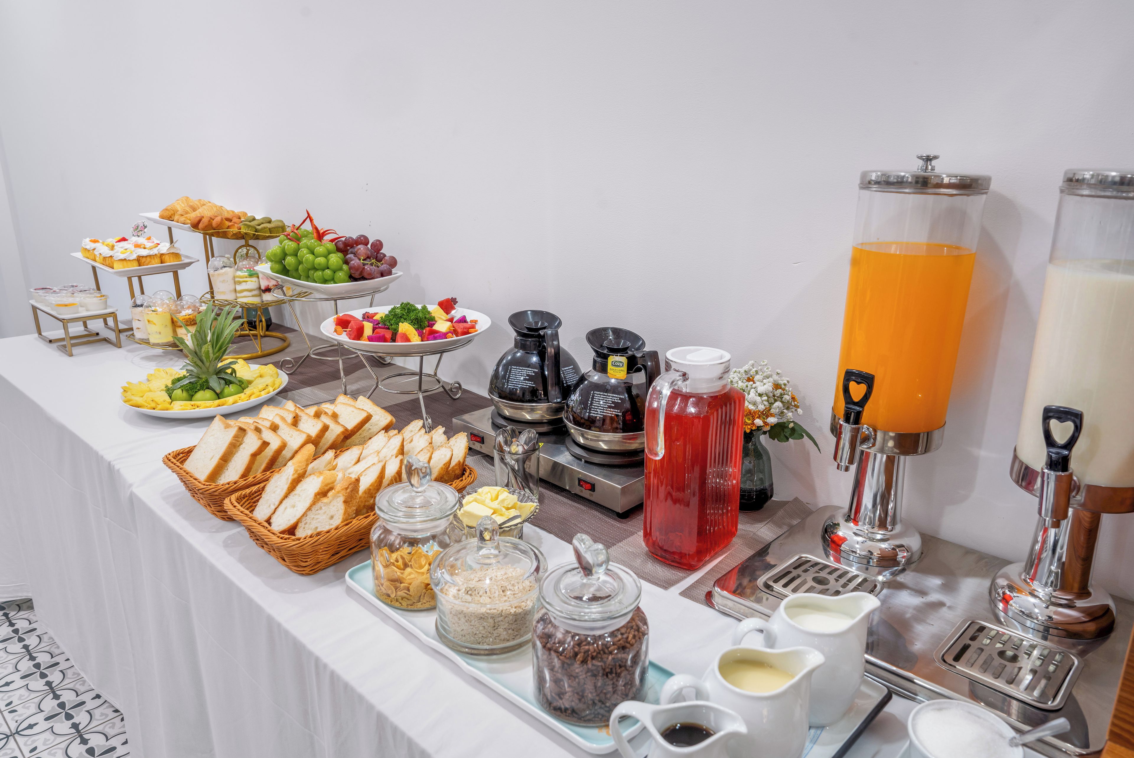 Breakfast buffet