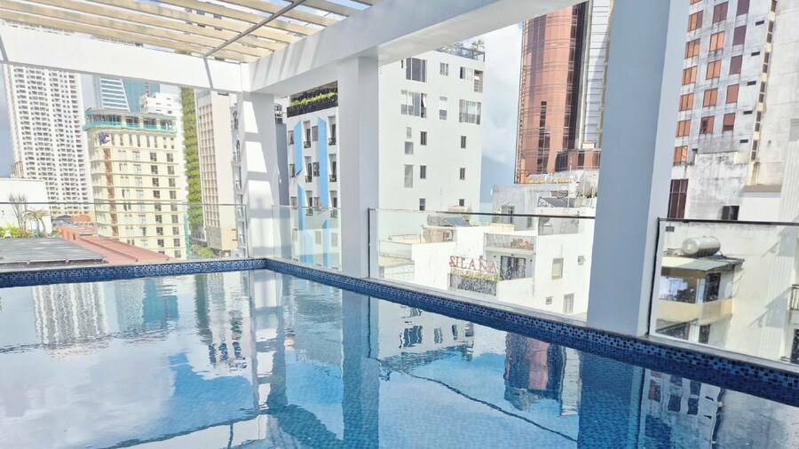 Zen Lotus Hotel & Apartment