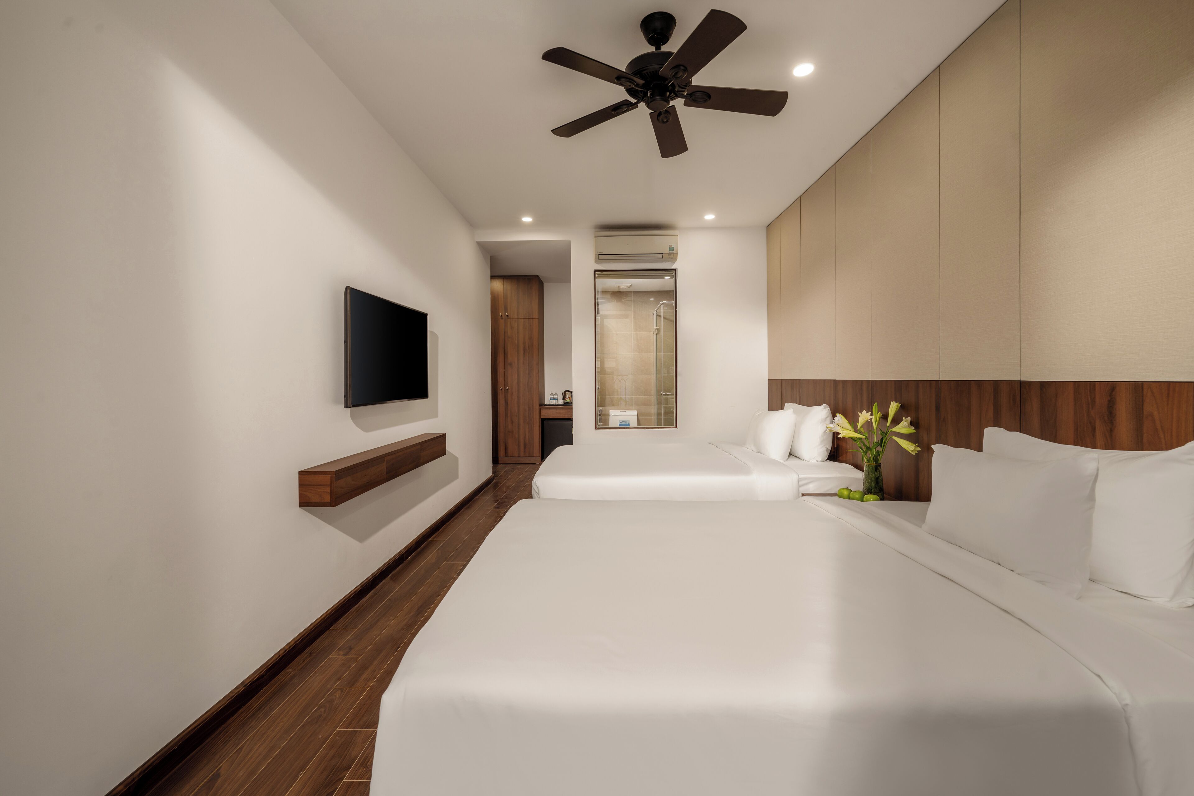 Family Room, Balcony, City View | Desk, laptop workspace, free WiFi, bed sheets