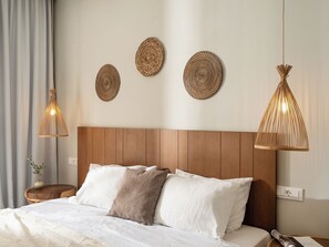 In-room safe, laptop workspace, soundproofing, free WiFi - Ekati Mare Lifestyle Resort (Corfu)