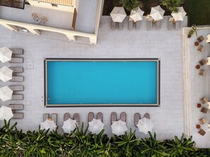 2 piscine all'aperto