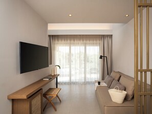 Duplex Family Suite, Pool View | In-room safe, laptop workspace, soundproofing, free WiFi