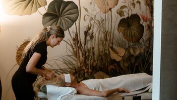 Gufubað, líkamsmeðferð, heitsteinanudd, sænskt nudd, andlitsmeðferð