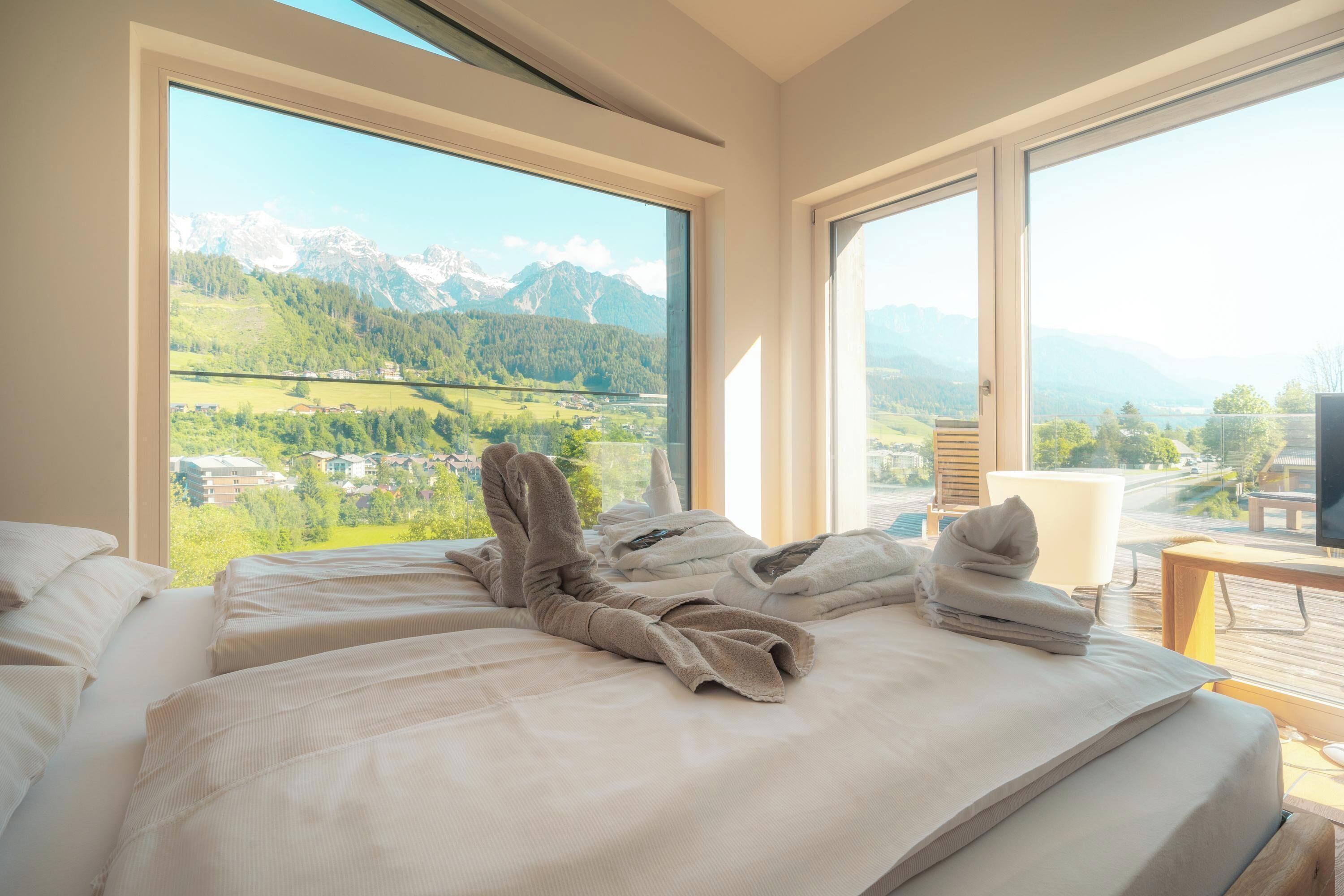 ON TOP with private sauna | In-room safe, individually decorated, blackout drapes