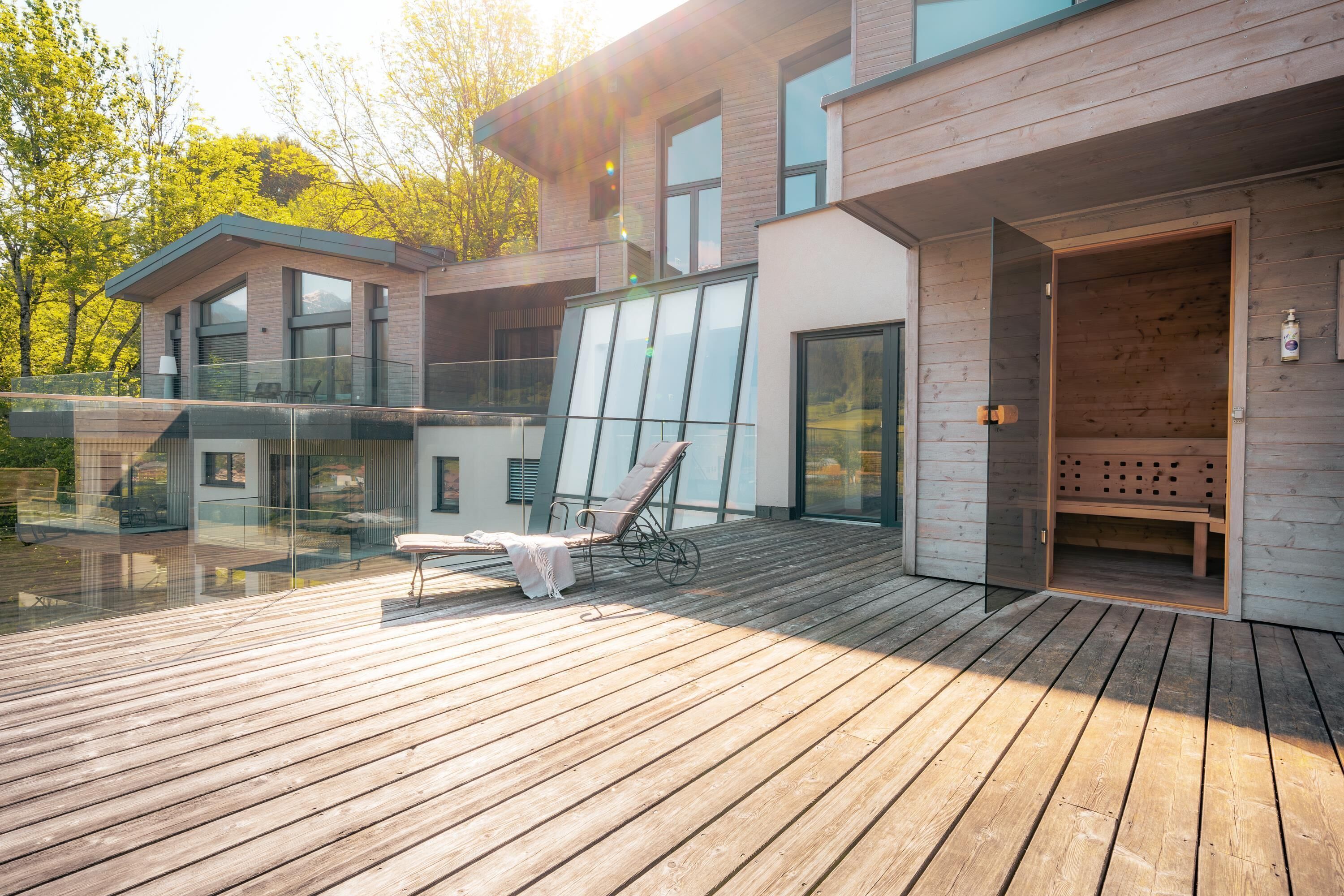 ON TOP with private sauna | Terrasse/Patio