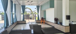 Desk, laptop workspace, free WiFi