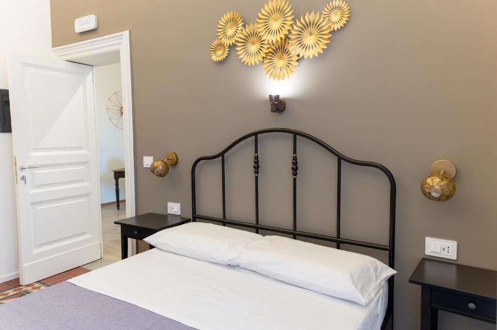 Chambre Double Standard, balcon, vue ville | Coffres-forts dans les chambres, rideaux occultants