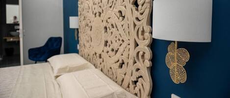 Superior-dobbeltværelse - balkon - byudsigt | Pengeskab på værelset, mørklægningsgardiner, strygejern/strygebræt