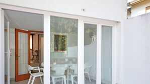 Outdoor dining - Villaggio Delfino by Interhome (Bibione)