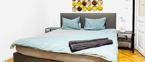 Tabla de planchar con plancha