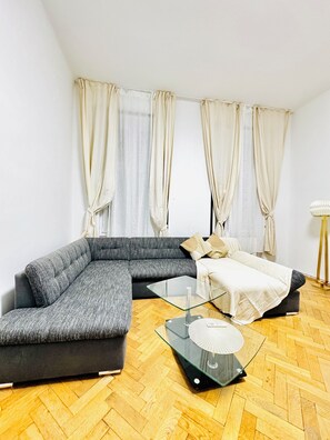 Basic-Apartment | Ausblick vom Zimmer